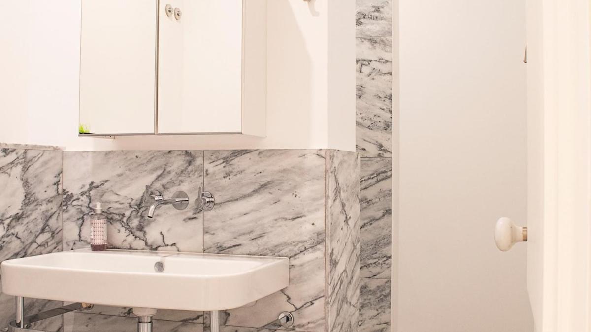 Bairro Alto Bright 2 Bdr With Ac Apartment Lisbon